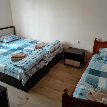 House Deni Hébergement de vacances