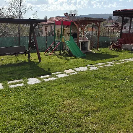 House Deni Hébergement de vacances Tsarévo