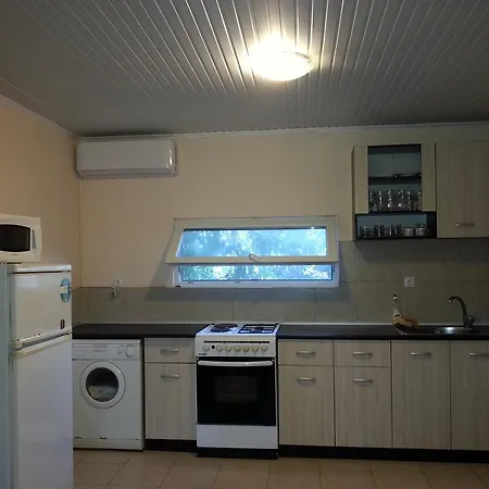 House Deni