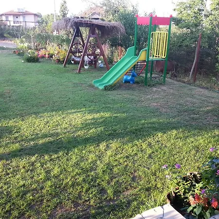 House Deni